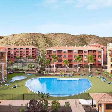 Be Happy 77 Apartment Arona  Bagian luar foto