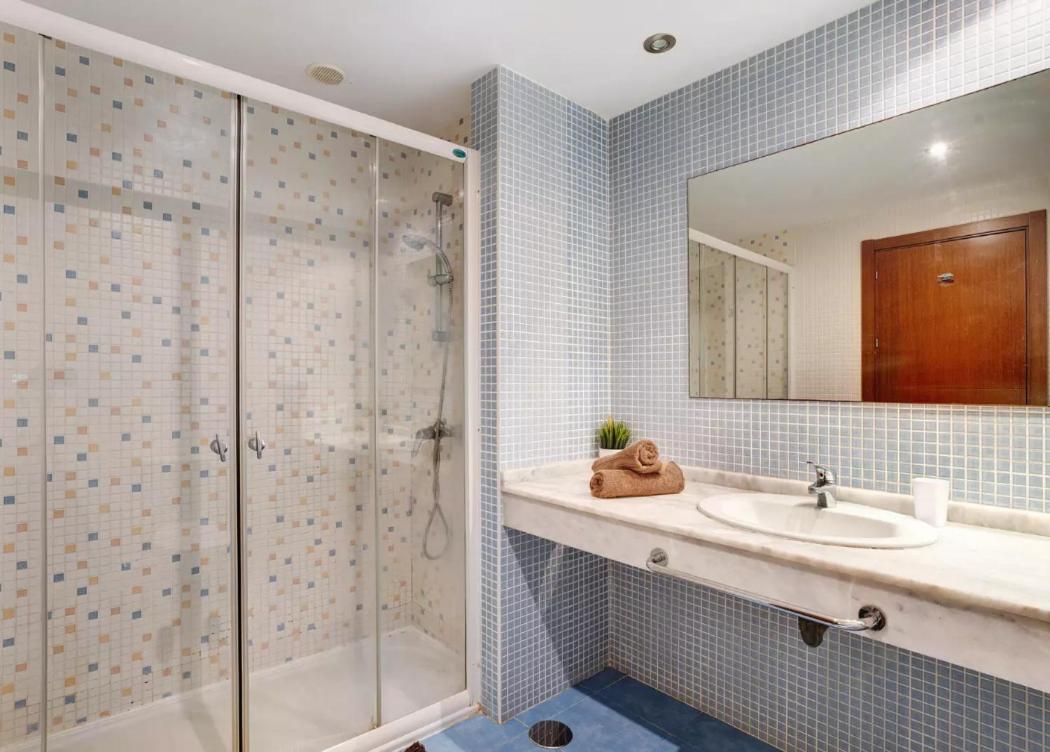 Be Happy 77 Apartment Arona  Bagian luar foto